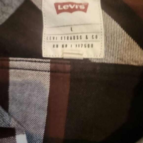 M18 Levi Strauss & Co Burgundy/White Plaid Flannel Shirt W Pockets Long Sleeved - Picture 8 of 10
